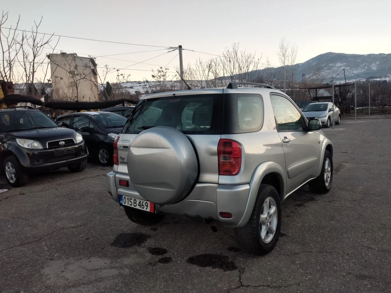 Toyota Rav4 2.0i, снимка 3 - Автомобили и джипове - 48730428