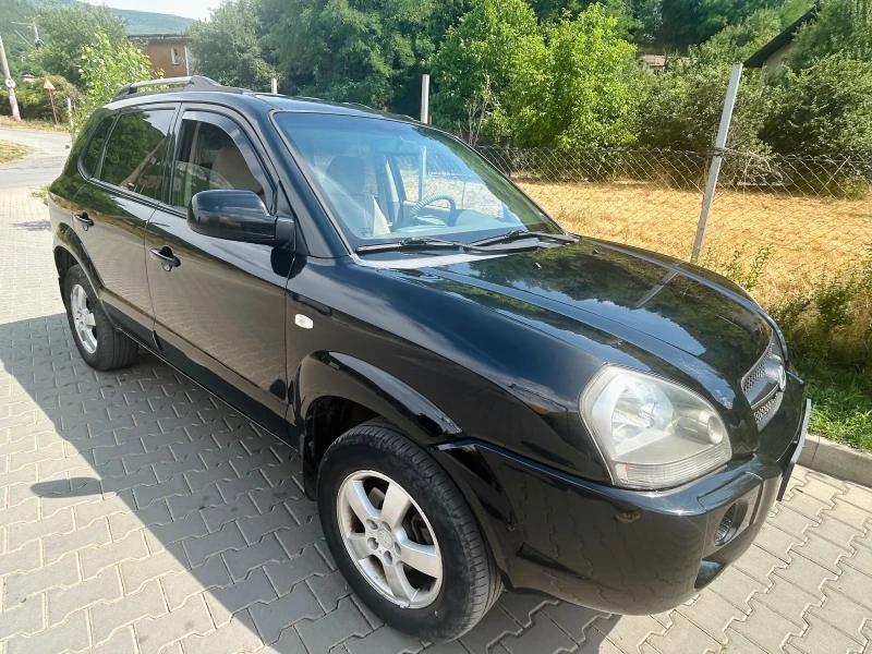 Hyundai Tucson, снимка 4 - Автомобили и джипове - 52651125