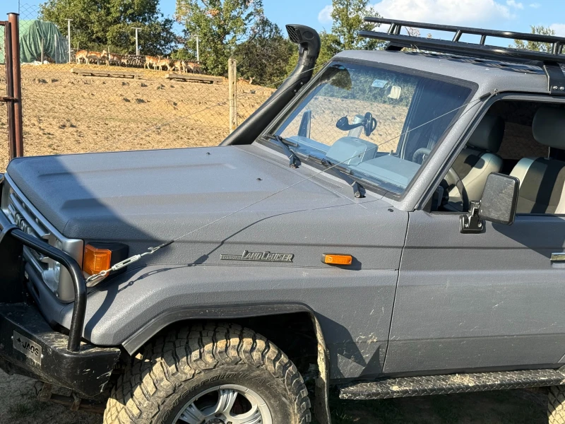 Toyota Land cruiser, снимка 14 - Автомобили и джипове - 52470339