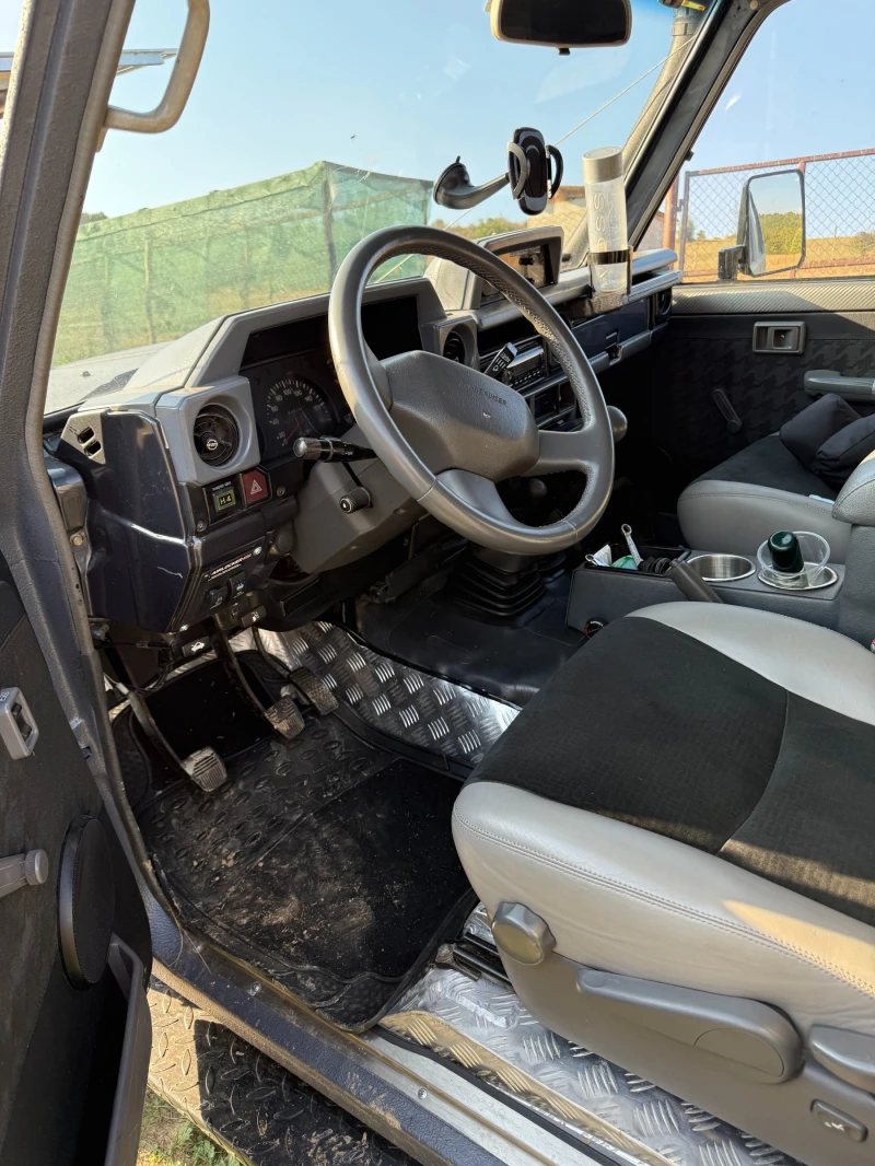 Toyota Land cruiser, снимка 10 - Автомобили и джипове - 52470339