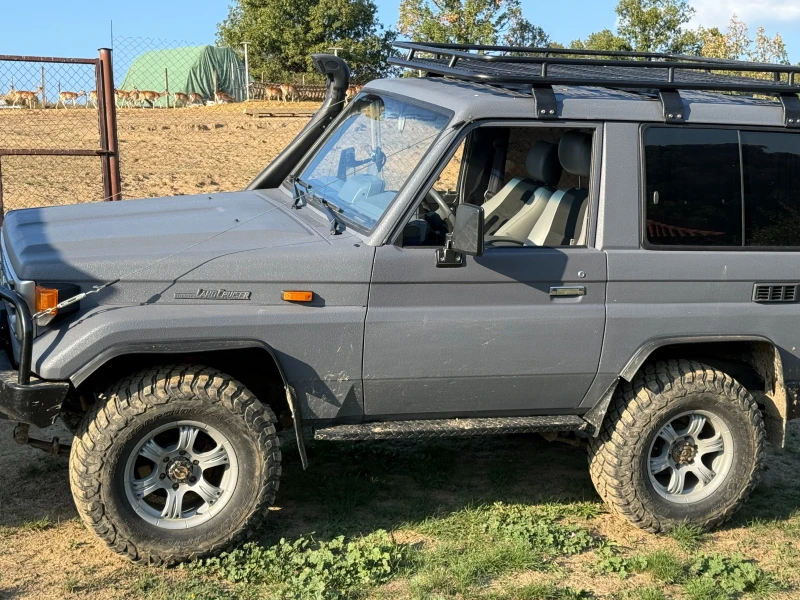 Toyota Land cruiser, снимка 4 - Автомобили и джипове - 52470339