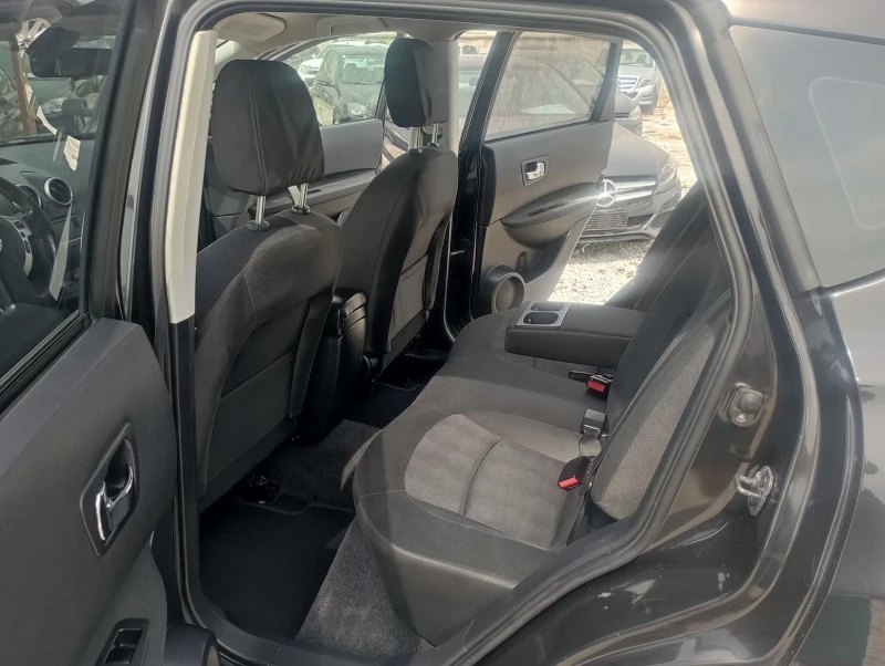Nissan Qashqai 1.6DCI, 4x4, ПРОМОЦИЯ, снимка 8 - Автомобили и джипове - 51678953