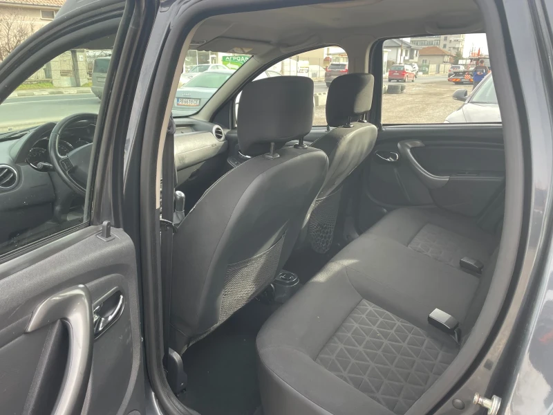 Dacia Duster 1.6 LPG, снимка 7 - Автомобили и джипове - 53382798