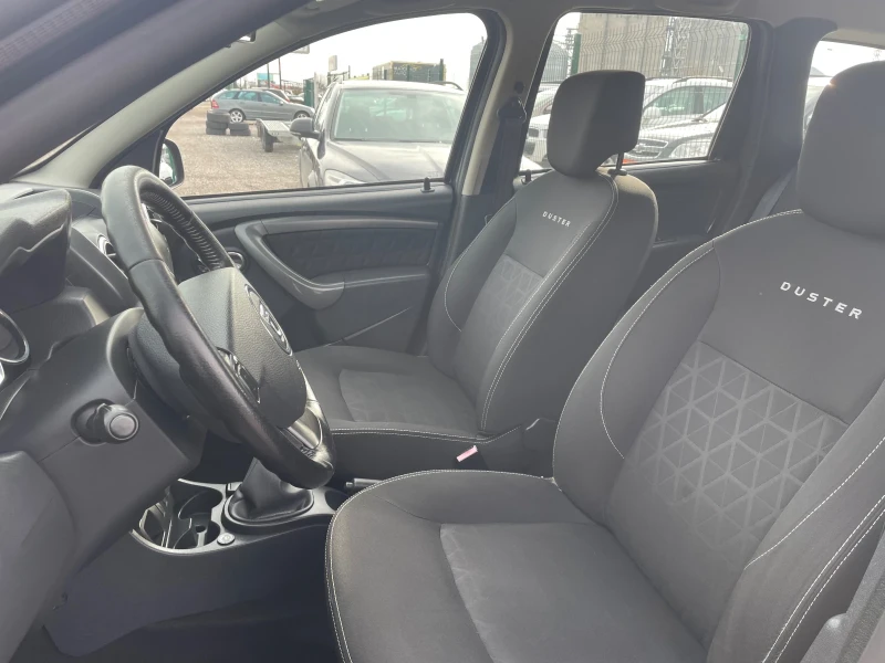 Dacia Duster 1.6 LPG, снимка 9 - Автомобили и джипове - 53382798