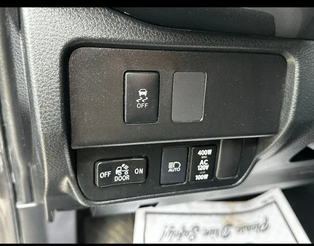 Toyota Tacoma TRD Off Road Double Cab 4WD !FULL! PANORAMA, снимка 12 - Автомобили и джипове - 55099587