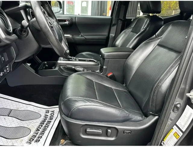 Toyota Tacoma TRD Off Road Double Cab 4WD !FULL! PANORAMA, снимка 7 - Автомобили и джипове - 55099587