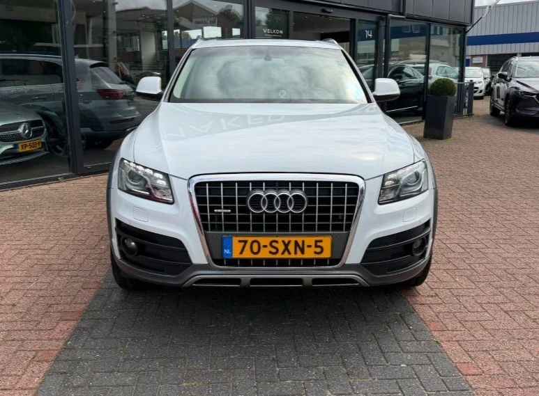 Audi Q5 2.0 tdi 170ks S-Line 4x4, снимка 2 - Автомобили и джипове - 55669327