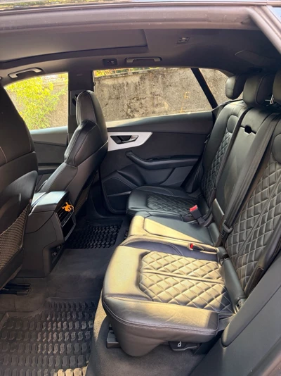 Audi Q8, снимка 5 - Автомобили и джипове - 56106726