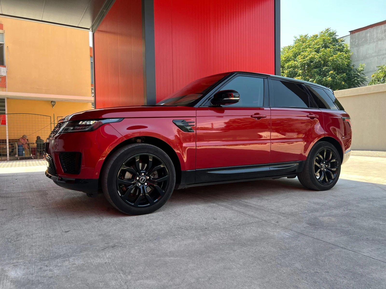 Land Rover Range Rover Sport  - изображение 4