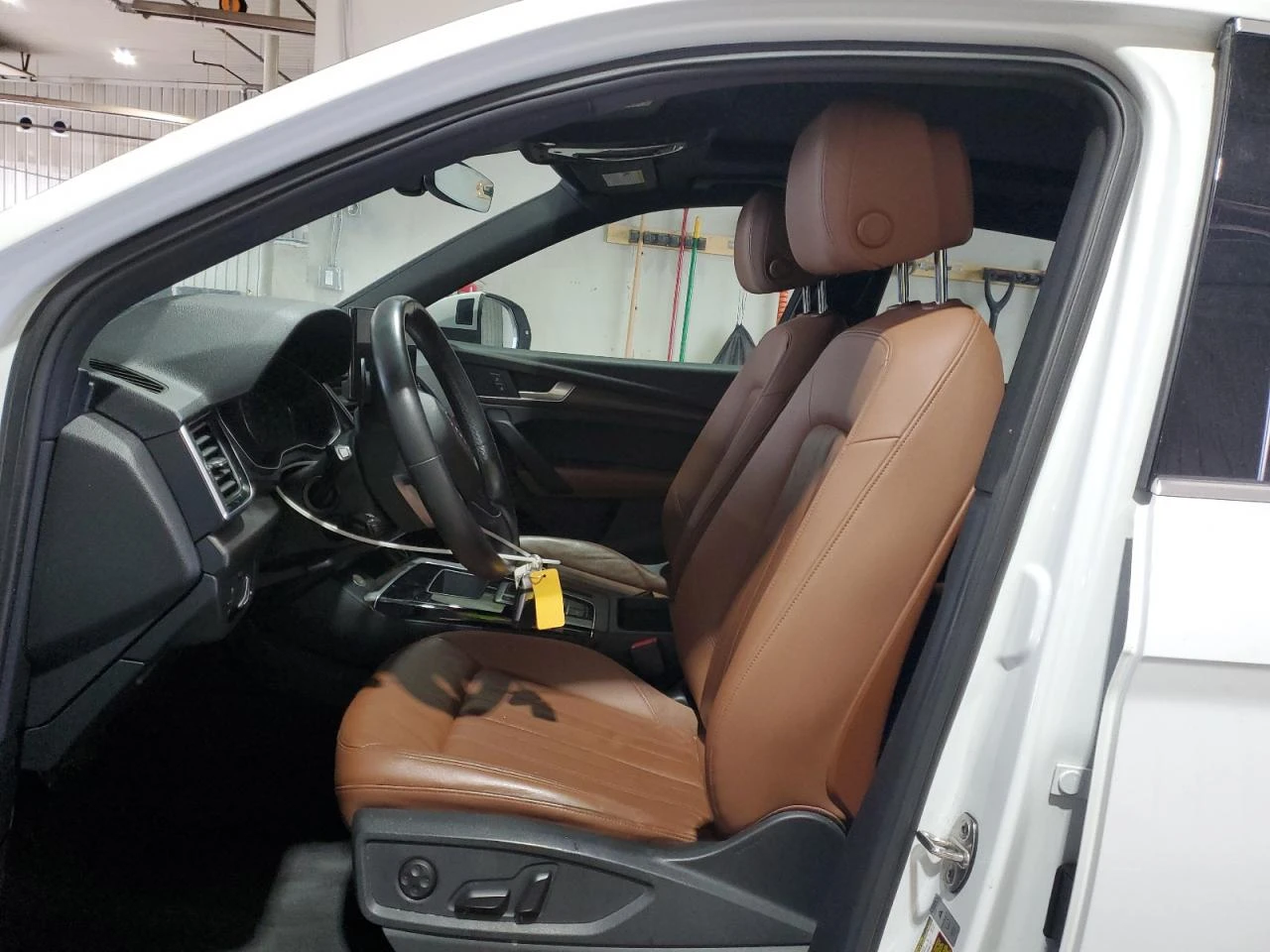 Audi Q5 Premium / 2.0 TFSI / S-Line / Панорама / LED / - изображение 7