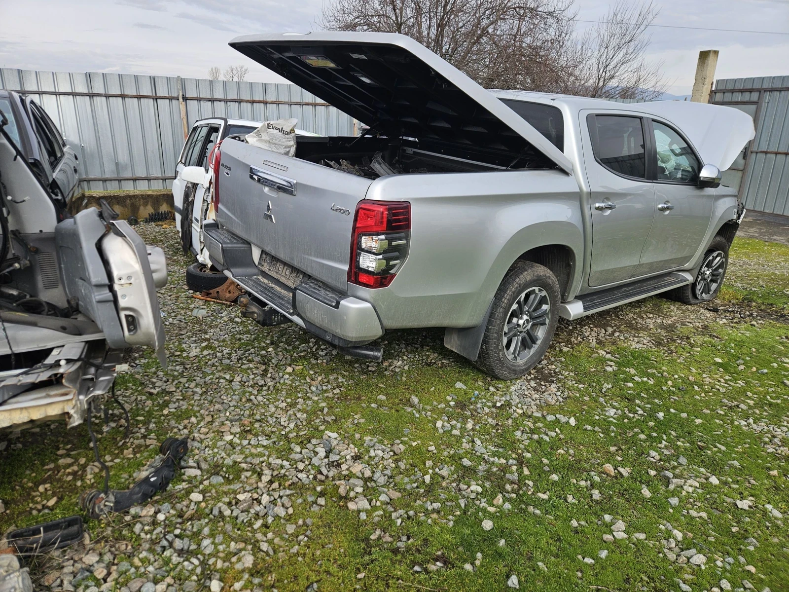 Mitsubishi L200 L200 2.3D - изображение 2