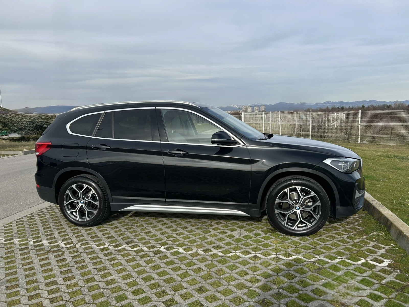 BMW X1 sDrive18i/X-Line/Aut�/Pano/LED-Xenon/Ambi Light | Mobile.bg � ����������� 7