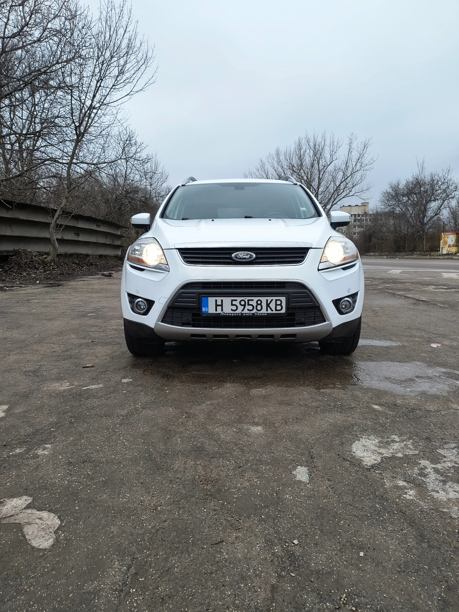 Ford Kuga 4* 4 163 HP, снимка 5 - Автомобили и джипове - 53752857