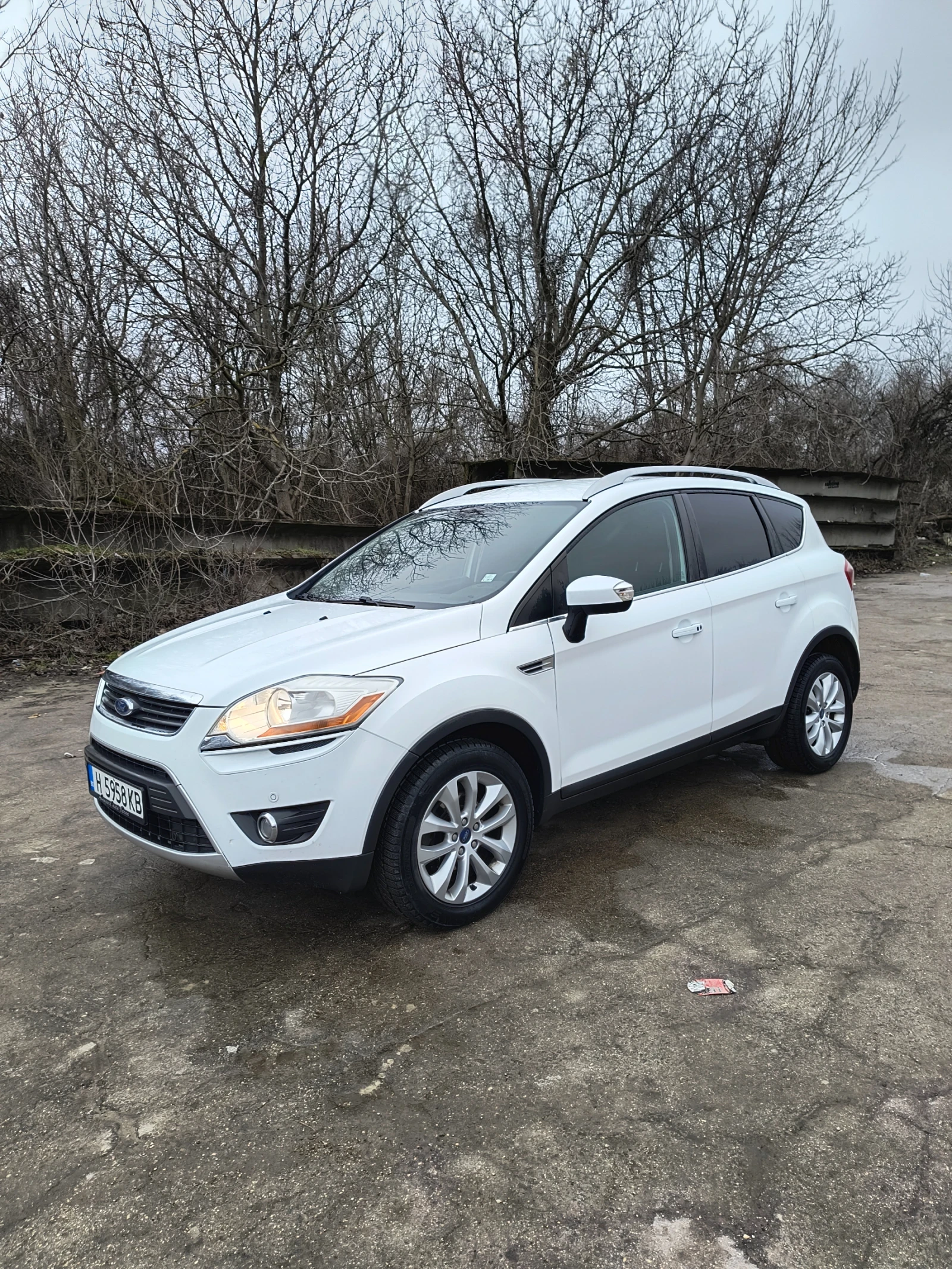 Ford Kuga 4* 4 163 HP, снимка 2 - Автомобили и джипове - 53752857