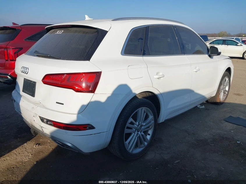 Audi Q5 45 Premium, снимка 4 - Автомобили и джипове - 54528212