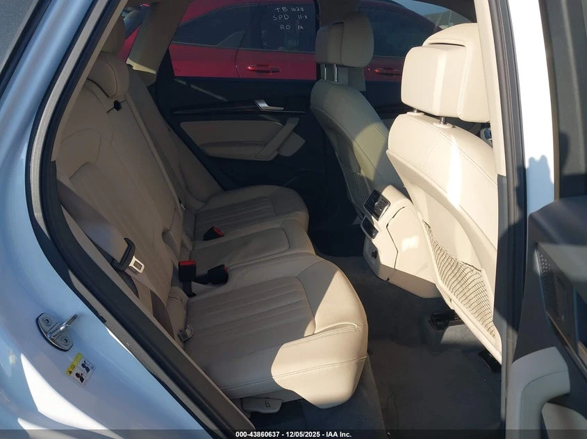 Audi Q5 45 Premium, снимка 8 - Автомобили и джипове - 54528212