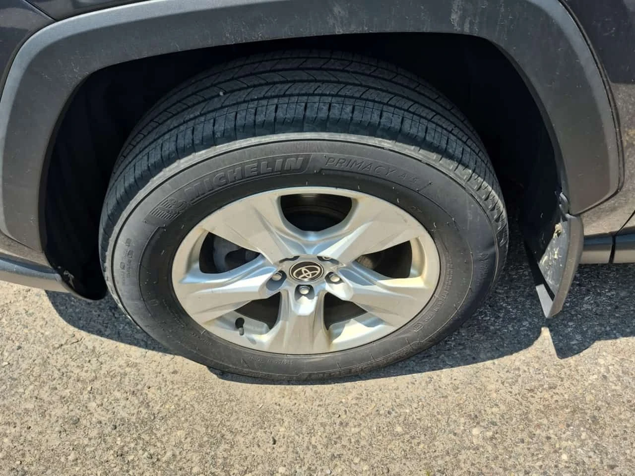 Toyota Rav4 * HYBRID LE * CARFAX * БЕЗ ПЪРВОНАЧАЛНА ВНОСКА, снимка 6 - Автомобили и джипове - 55431783