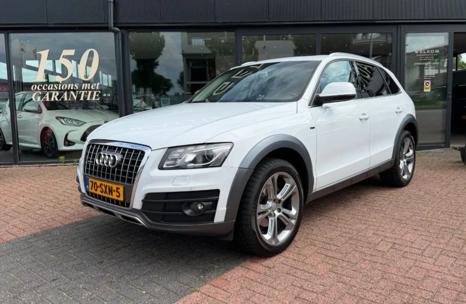 Audi Q5 2.0 tdi 170ks S-Line 4x4, снимка 3 - Автомобили и джипове - 55669327