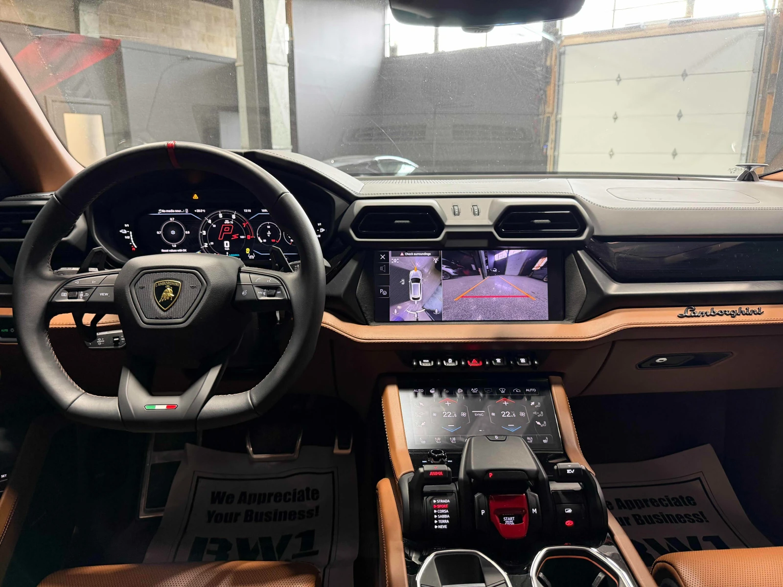 Lamborghini Urus, снимка 7 - Автомобили и джипове - 55836981