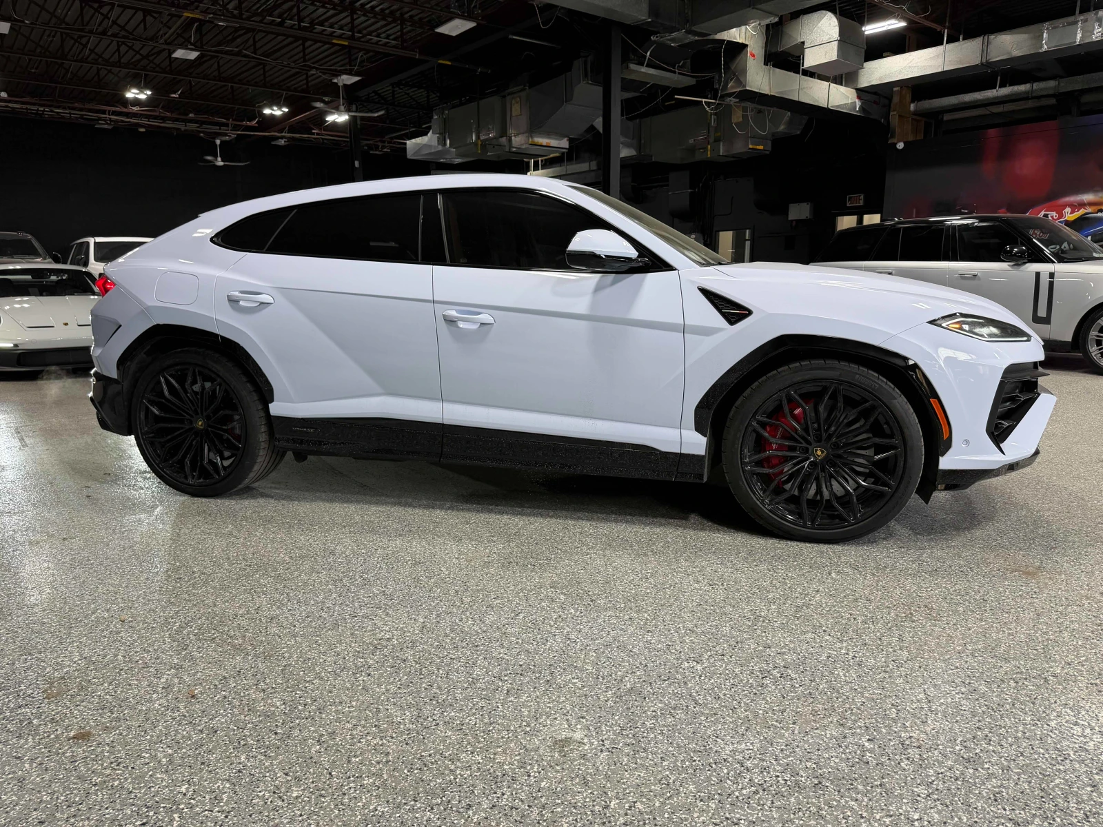 Lamborghini Urus, снимка 5 - Автомобили и джипове - 55836981