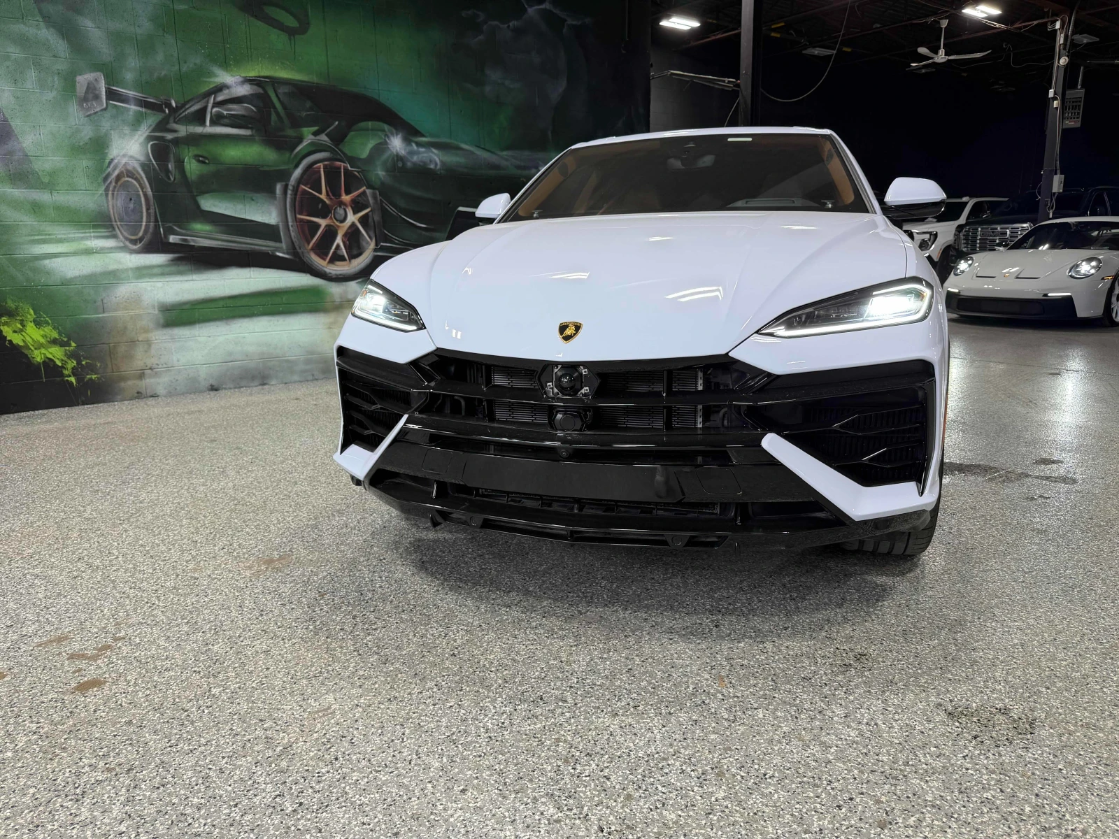 Lamborghini Urus, снимка 2 - Автомобили и джипове - 55836981