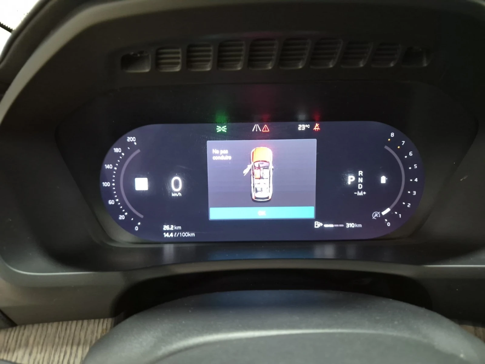 Volvo Xc90  ULTIMATE BRIGHT THEME / HUD / 360, снимка 11 - Автомобили и джипове - 55999293