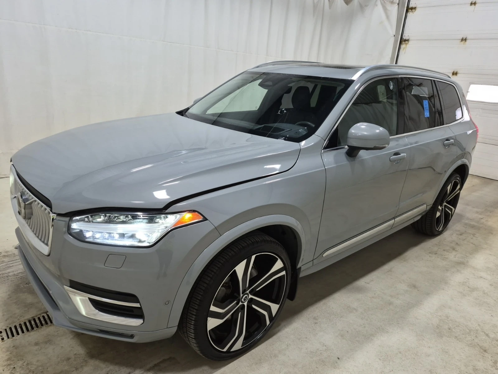 Volvo Xc90  ULTIMATE BRIGHT THEME / HUD / 360