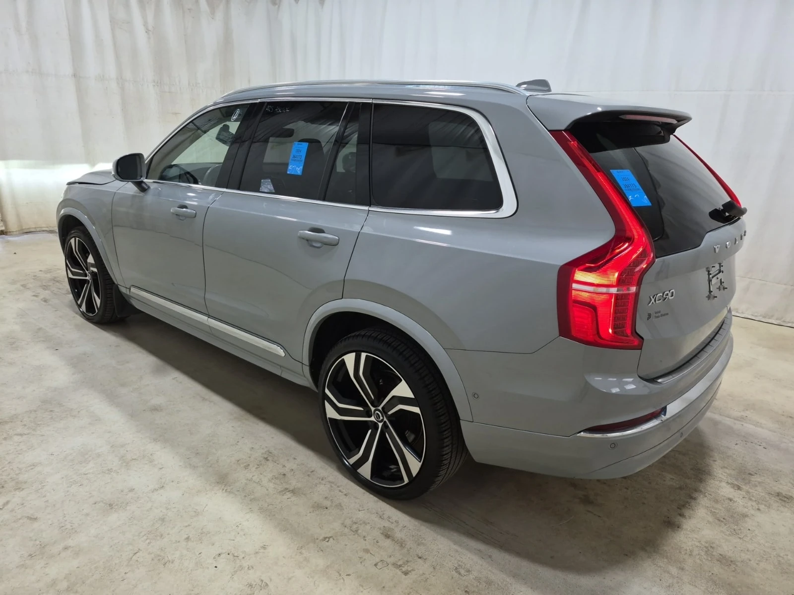 Volvo Xc90  ULTIMATE BRIGHT THEME / HUD / 360, снимка 4 - Автомобили и джипове - 55999293