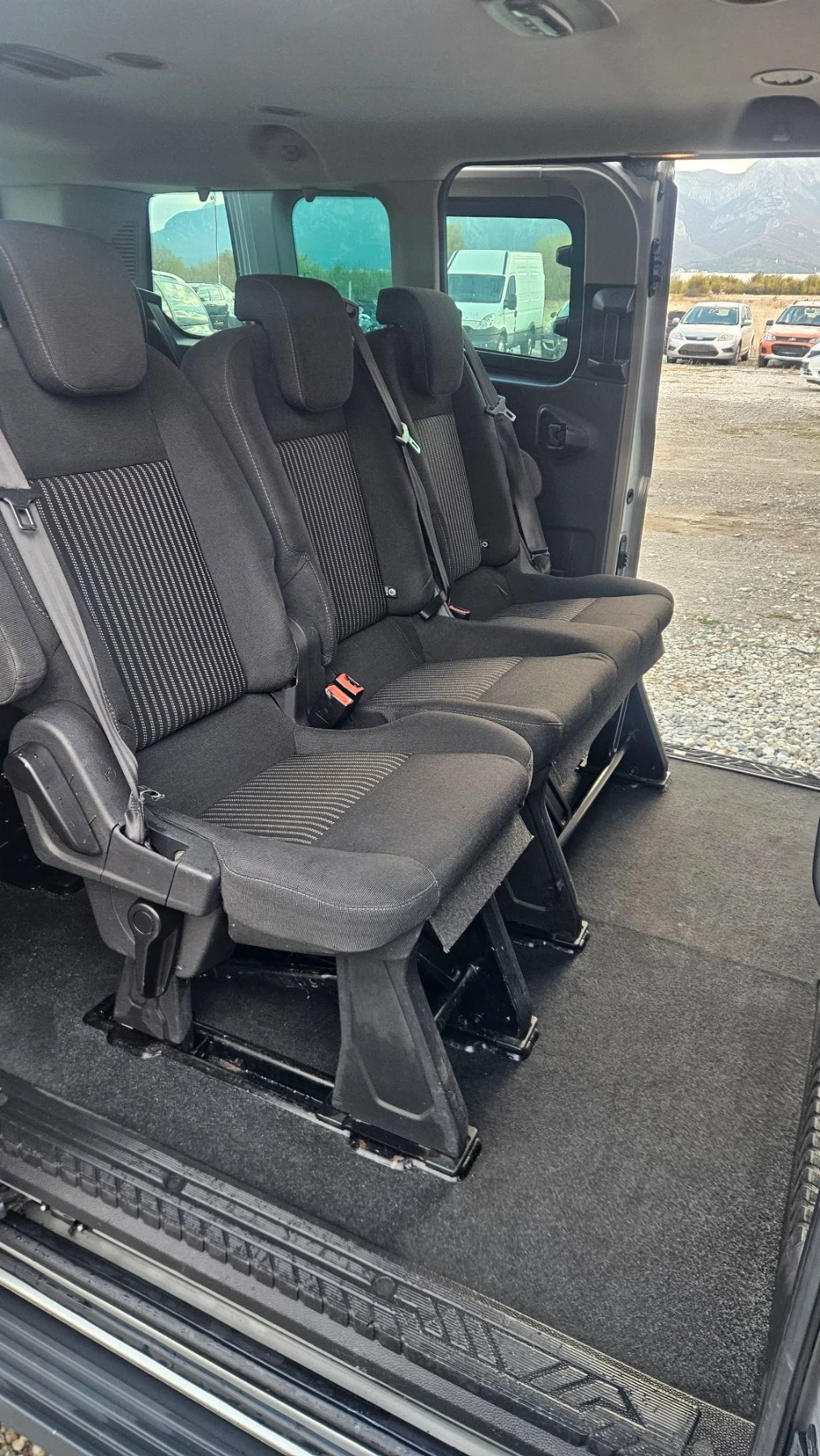 Ford Transit Custom 2.2tdci.101ks.8+ 1, снимка 12 - Бусове и автобуси - 56544205