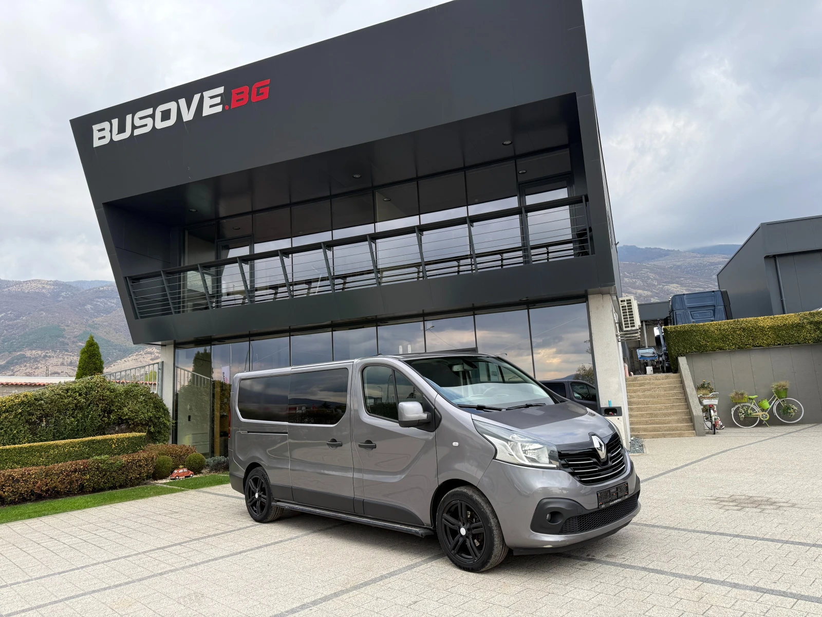 Renault Trafic 1.6dCI Товаропътнически 5-местен Клима Long Euro 5