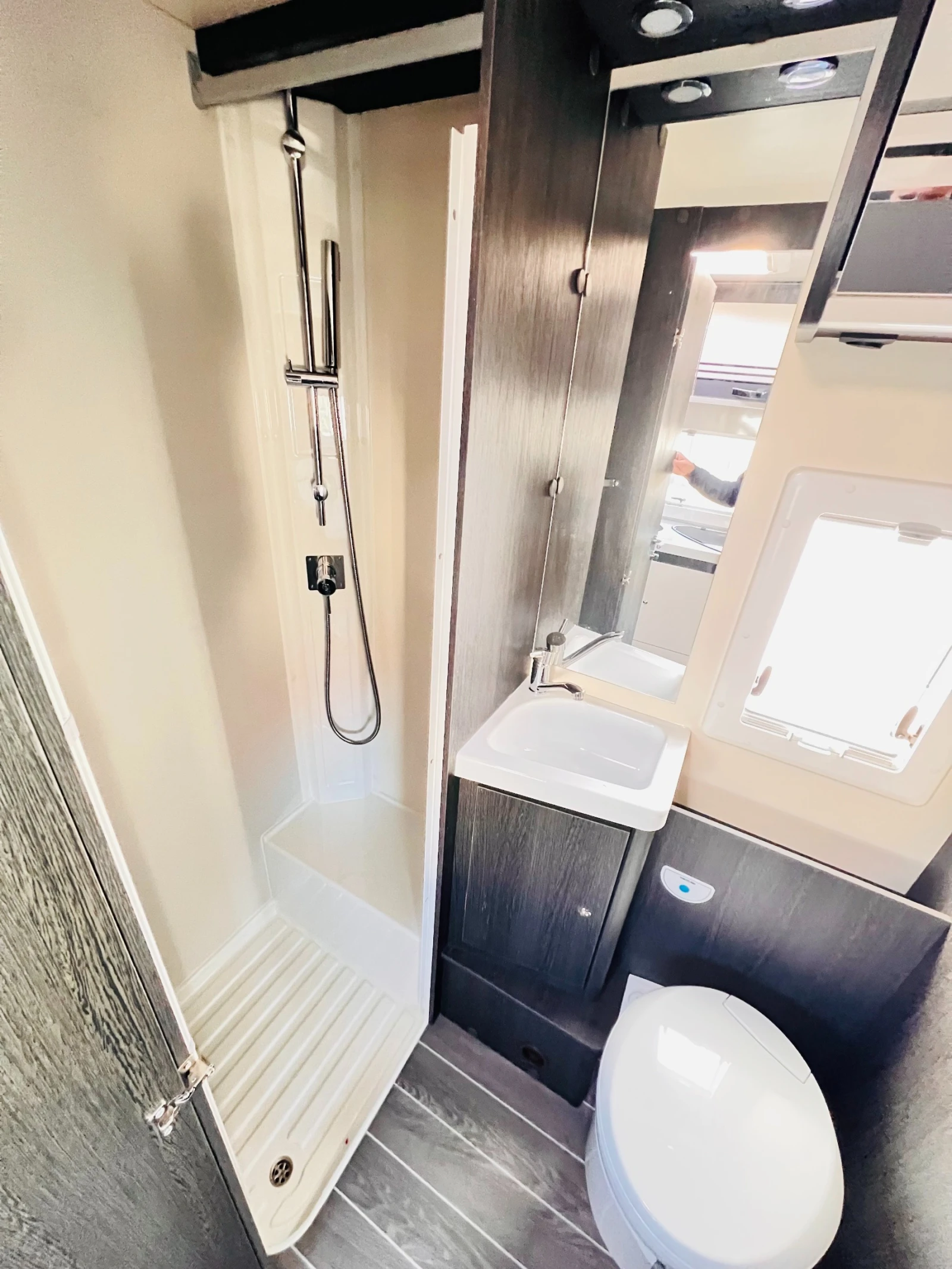  ROLLER TEAM Kronos 298 TL   | Mobile.bg   15