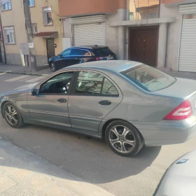 Mercedes-Benz C 200, снимка 5