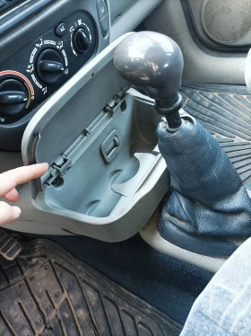 Renault Scenic - 500 € / 977.91 лв. - 19424501 17