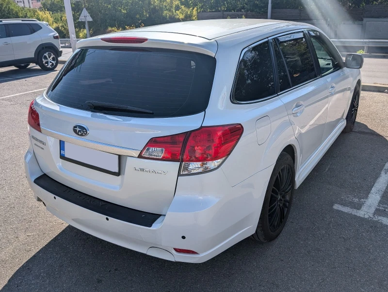 Subaru Legacy, снимка 4 - Автомобили и джипове - 47387861