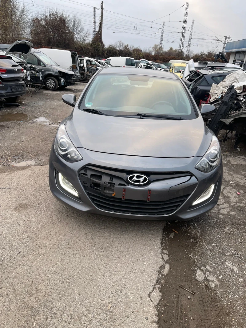 Hyundai I30 1.4, снимка 1 - Автомобили и джипове - 47981927