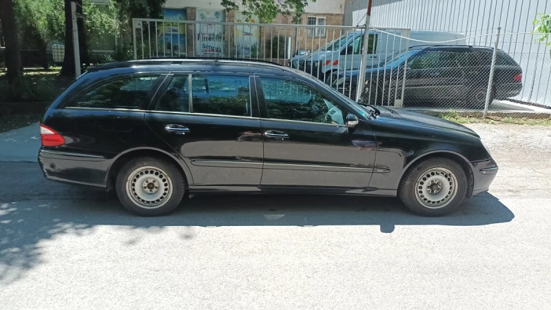 Mercedes-Benz E 320, снимка 4 - Автомобили и джипове - 48058574