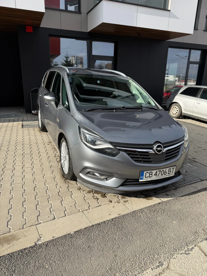 Opel Zafira Tourer 6+ 1, снимка 1 - Автомобили и джипове - 48563270