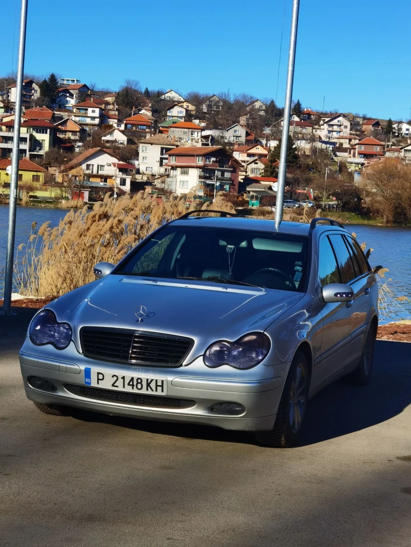 Mercedes-Benz C 220 C 220 CDI, снимка 4 - Автомобили и джипове - 48605055