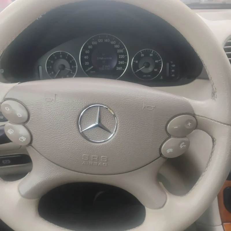 Mercedes-Benz CLK 270 CDi ELEGANCE , снимка 7 - Автомобили и джипове - 49261460