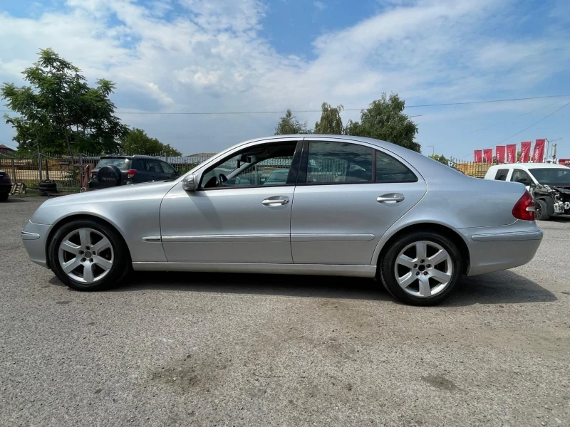 Mercedes-Benz E 270 2.7 Автоматик  Elegance , снимка 3 - Автомобили и джипове - 52553560