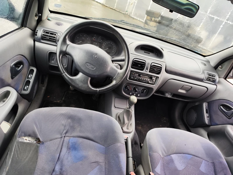 Renault Clio 1.2, снимка 3 - Автомобили и джипове - 49341029