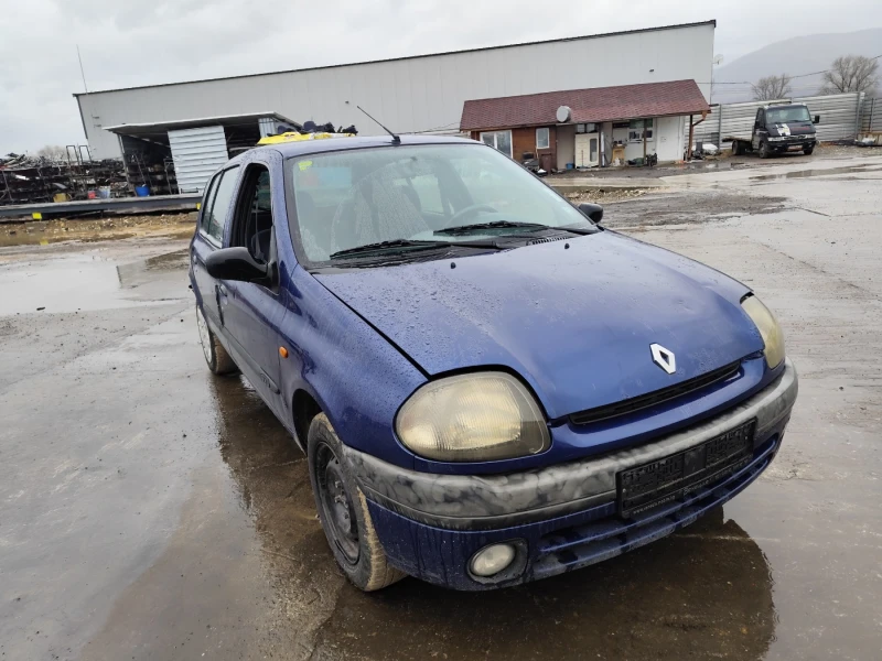 Renault Clio 1.2, снимка 1 - Автомобили и джипове - 49341029