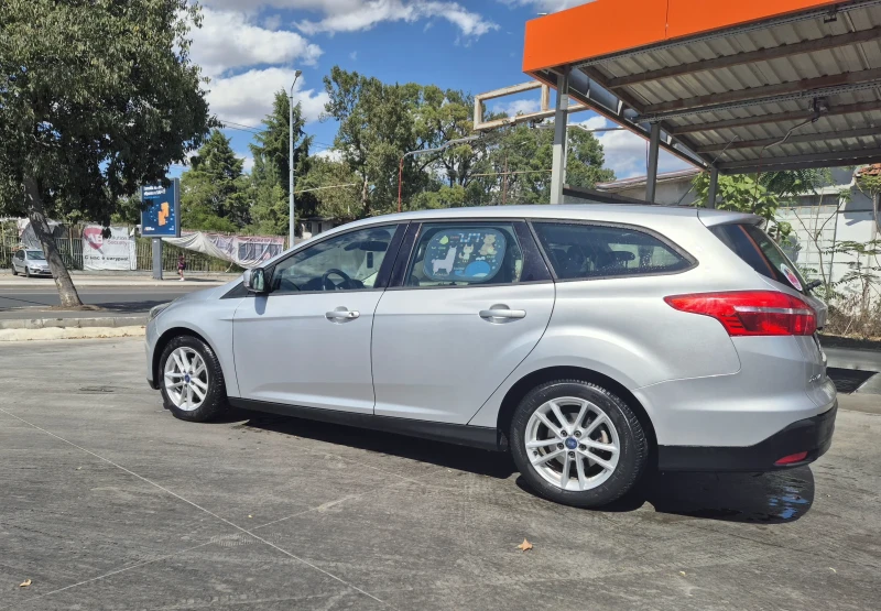Ford Focus Ecoboost, снимка 4 - Автомобили и джипове - 51466338