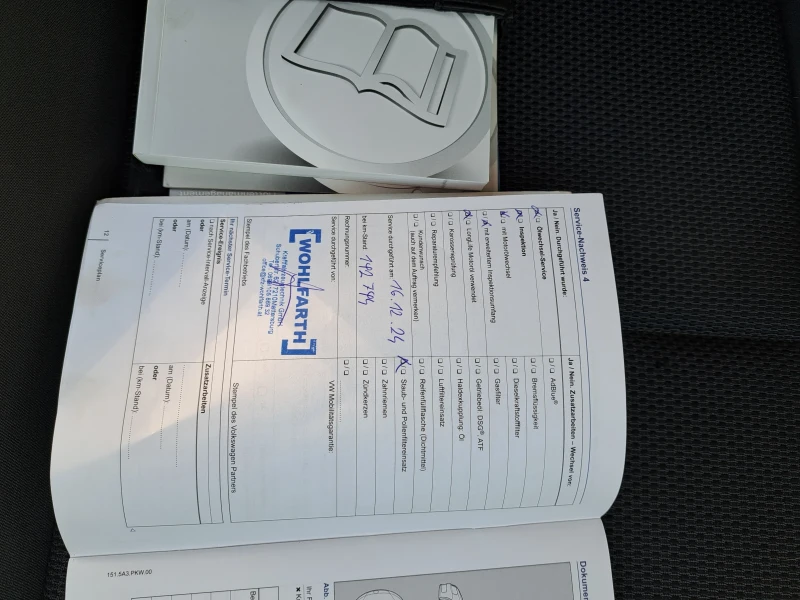 VW Touran 1.6tdi 105 k.s., снимка 16 - Автомобили и джипове - 52019489