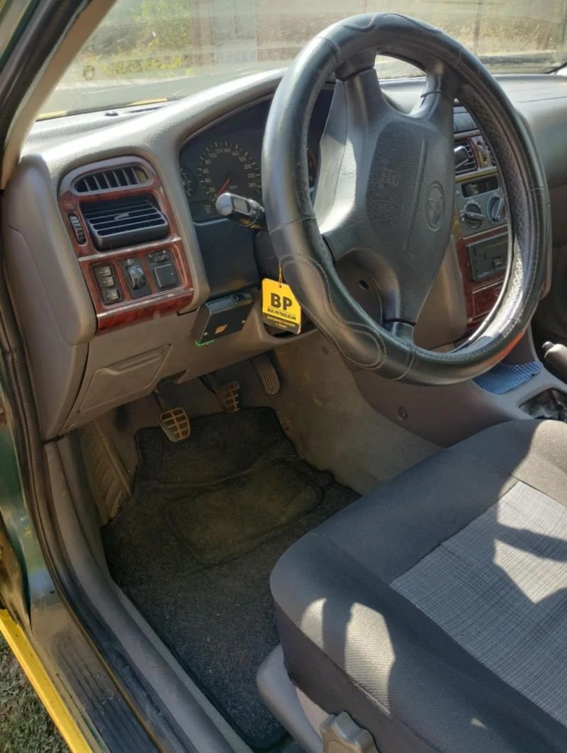 Toyota Avensis, снимка 5 - Автомобили и джипове - 52106338