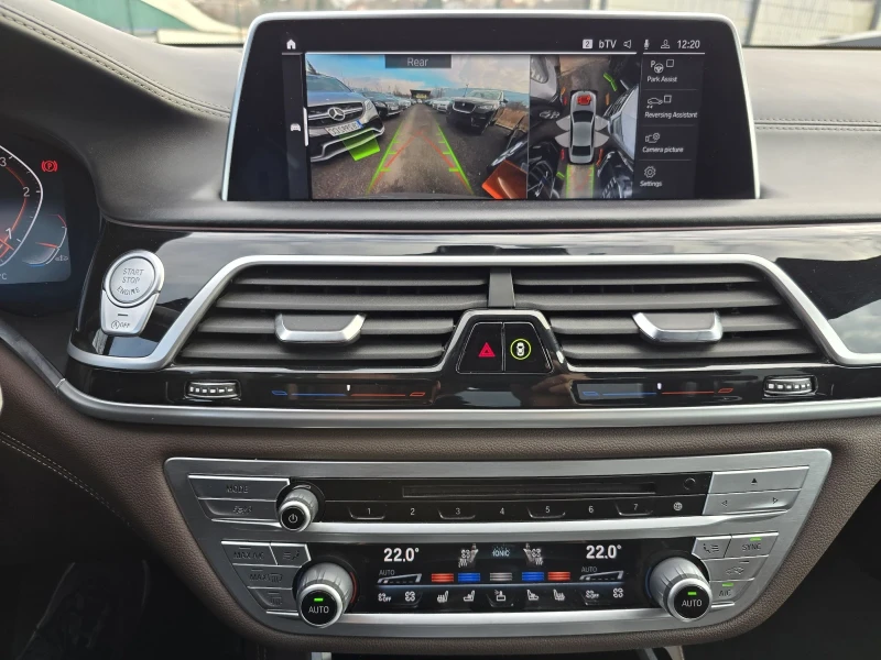 BMW 740 LASER/REAR ENTER/VACUM/HEADUP/PURE EXCELLENCE/FULL, снимка 14 - Автомобили и джипове - 52155846