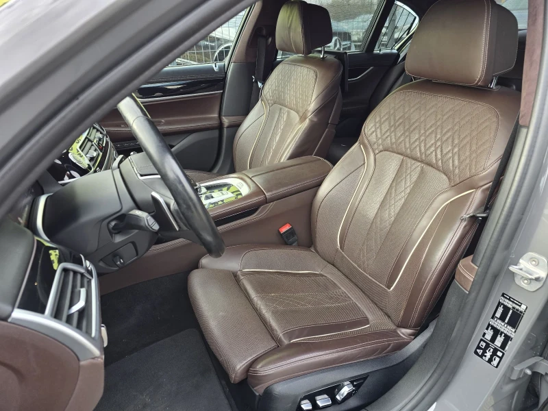 BMW 740 LASER/REAR ENTER/VACUM/HEADUP/PURE EXCELLENCE/FULL, снимка 8 - Автомобили и джипове - 52155846