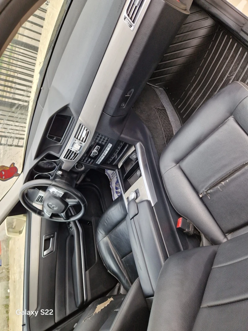 Mercedes-Benz 220, снимка 4 - Автомобили и джипове - 52742024