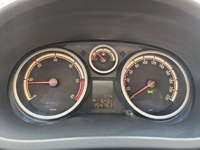 Opel Corsa 1.3 CDTI, снимка 12 - Автомобили и джипове - 52887307