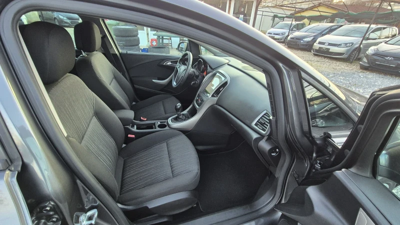 Opel Astra 1.4 NAVIGACIA, снимка 11 - Автомобили и джипове - 52990307